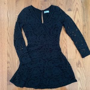 (Sz S) Hollister Long Sleeve Black Lace Dress